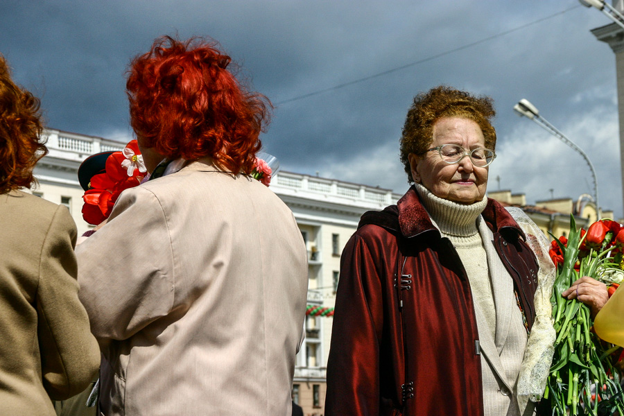 Ветераны ВОВ на пл. Победы в Минске на 9 Мая 2008 года
